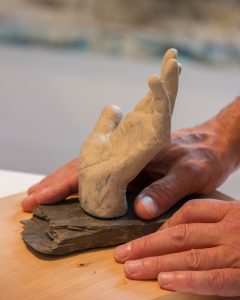 André Desjardins-Artiste-sculpture bronze-création-Donner